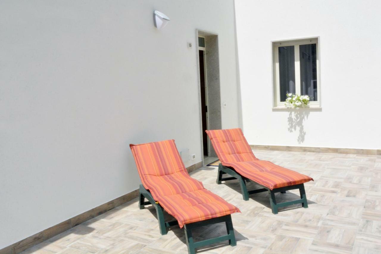 Casa Vacanza Tra Cielo E Mare Кустоначи Экстерьер фото